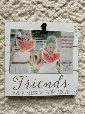 Friends Rustic Wood 4"x6" Frame/Plaque With Metal Clip